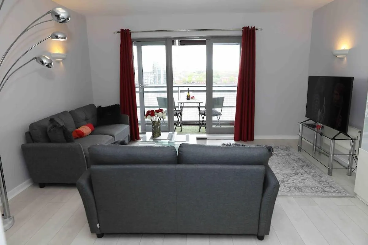 In The River Times View London Apartment
